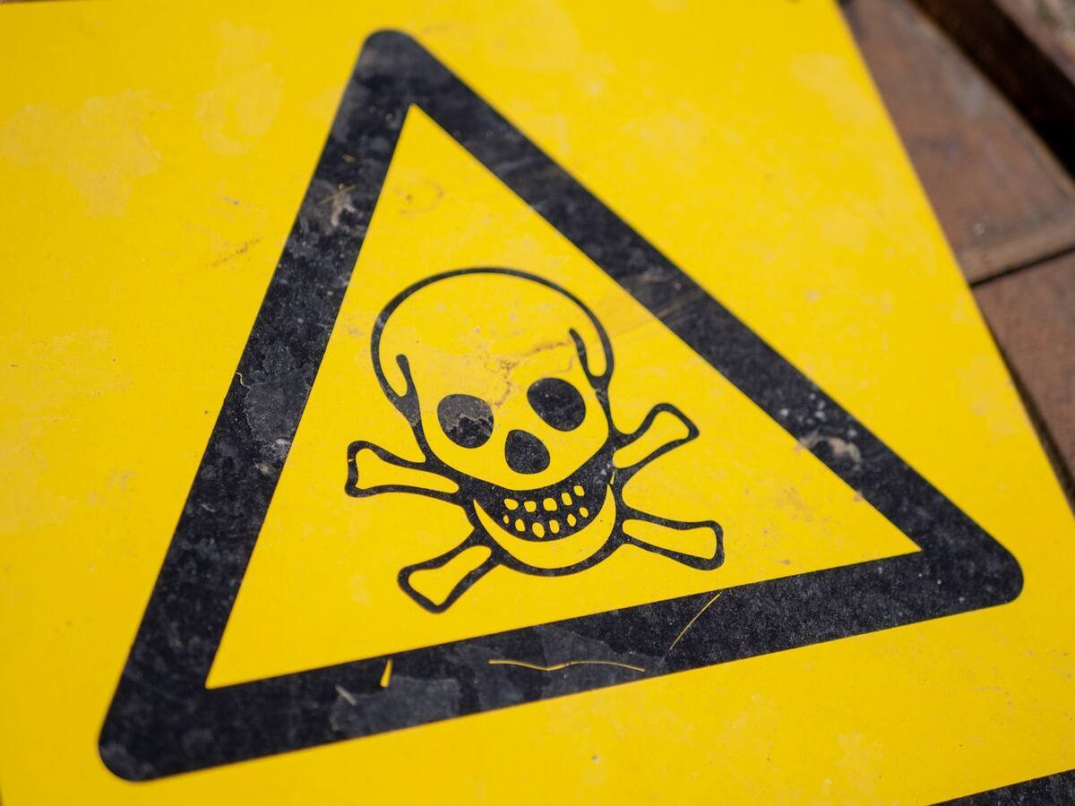 Hazard warning label on a shipping container